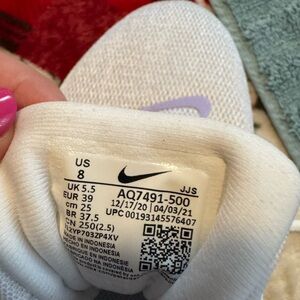 Nike White and Lavender Sneakers